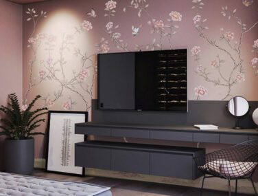 Royal Flowers room