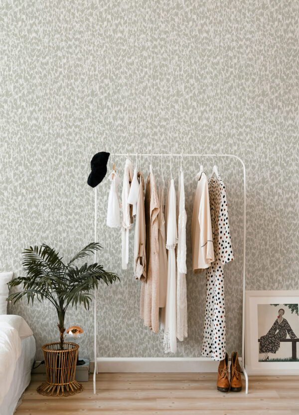 Flavia Grey Animal Print Wallpaper - Image 3