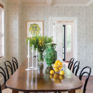 Helen Light Grey Floral Trail Wallpaper