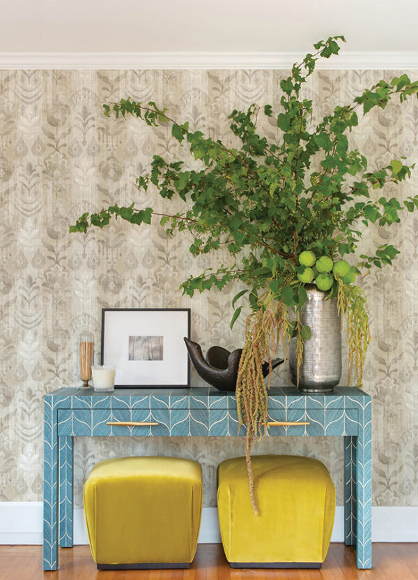 0089948 pavord neutral floral shibori wallpaper