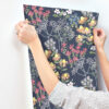 0089955 cultivate navy springtime blooms wallpaper