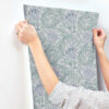 0091921 anemone blue floral trail wallpaper
