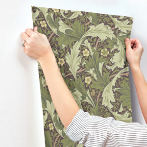 Granville Plum Leafy Vine Wallpaper