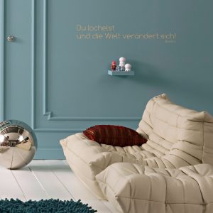Du lachelst