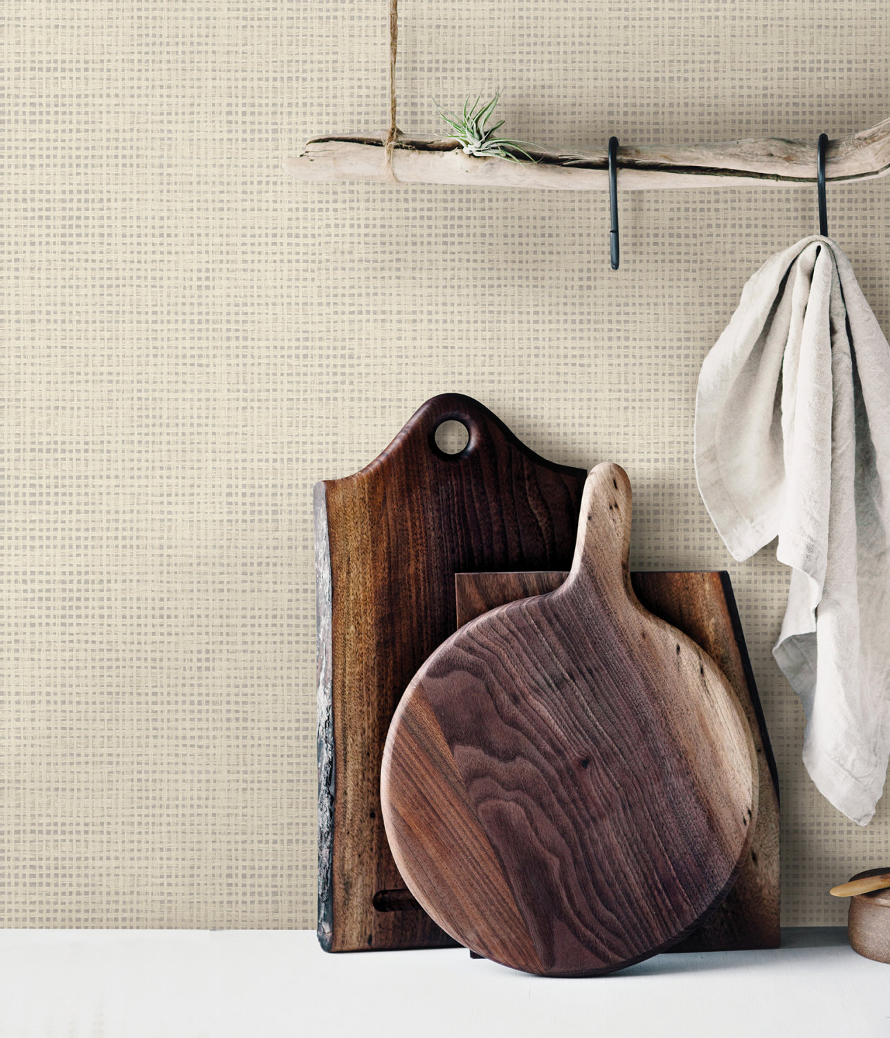 Nimmie Taupe Woven Grasscloth Wallpaper