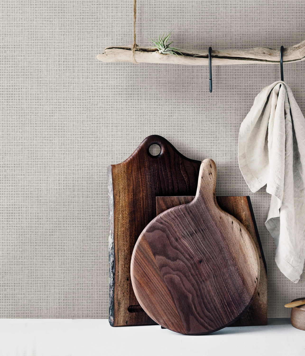 Nimmie Light Grey Woven Grasscloth Wallpaper