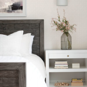 Jellia Pink Petal Geometric Wallpaper
