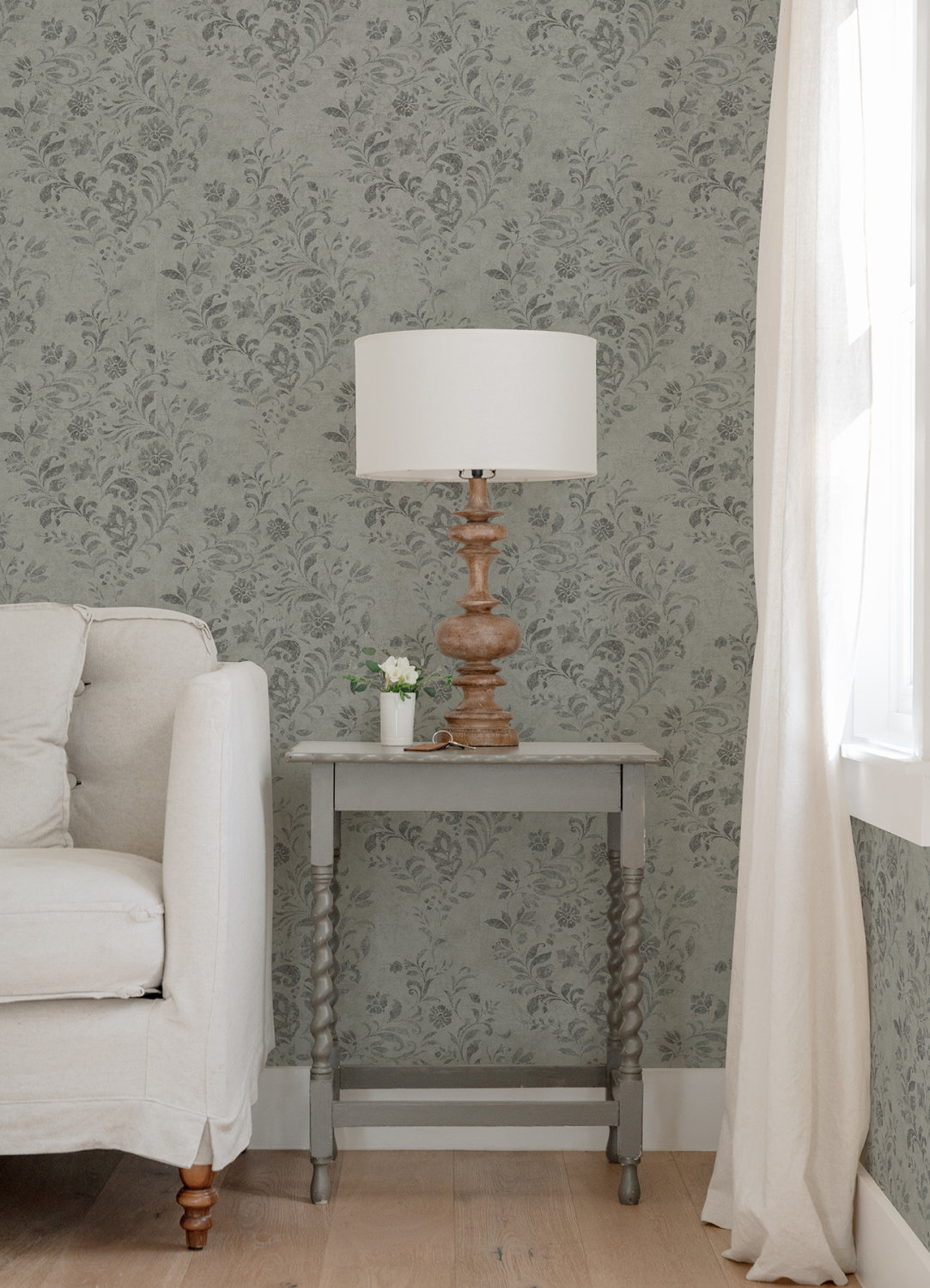 Isidore Grey Scroll Wallpaper
