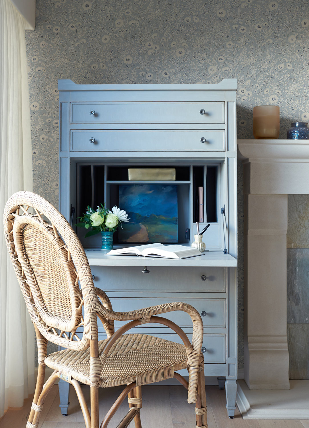 Agathon Light Blue Floral Wallpaper