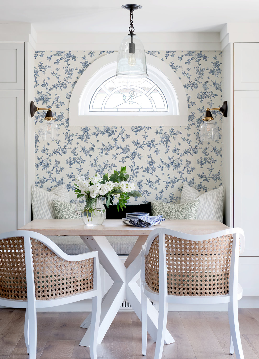 Nightingale Navy Floral Trail Wallpaper