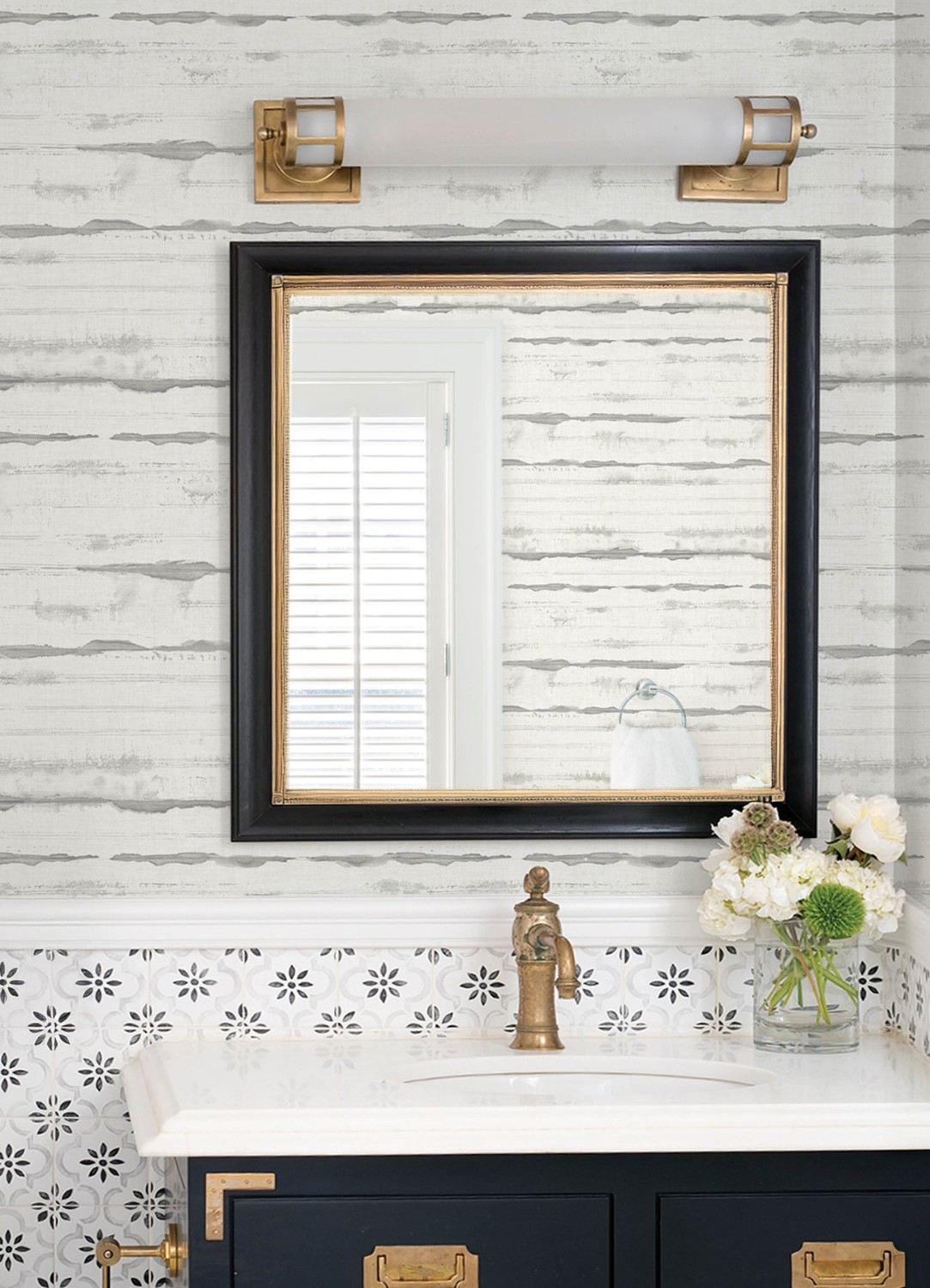 Destin Grey Stripe Wallpaper