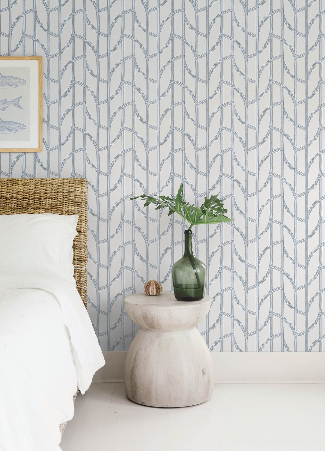 Salvo Navy Curved Contours Wallpaper