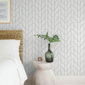 Salvo Silver Curved Contours Wallpaper
