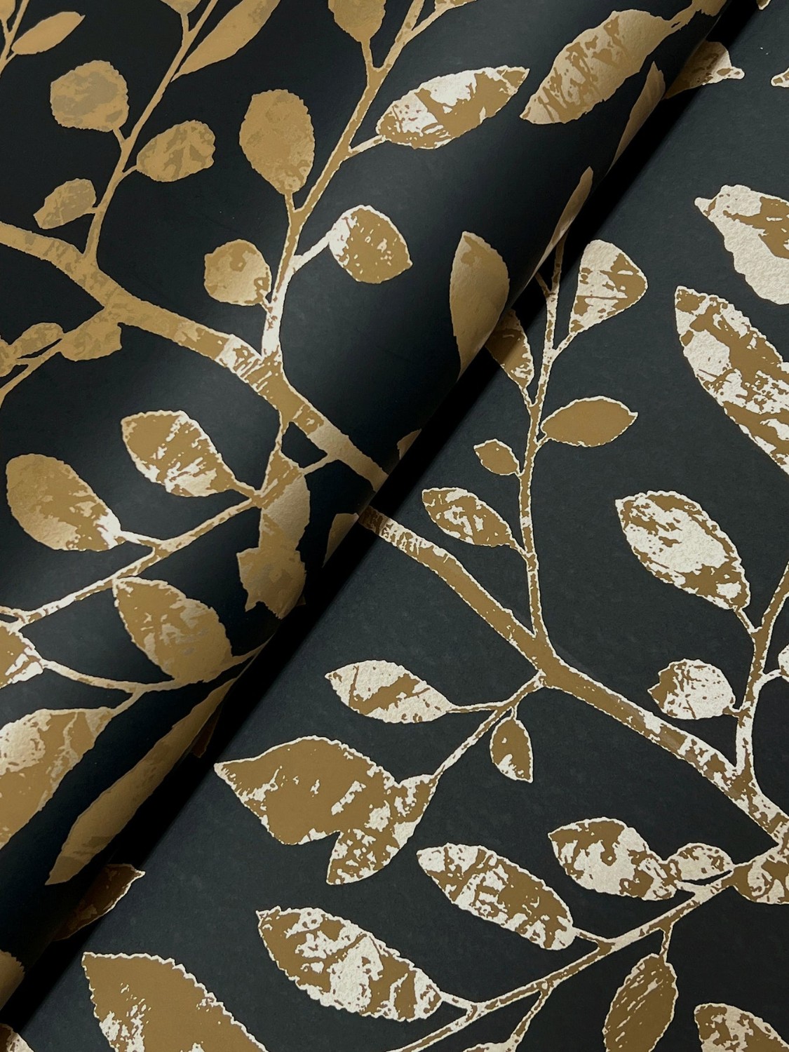 Sagecrest Black Sapling Wallpaper